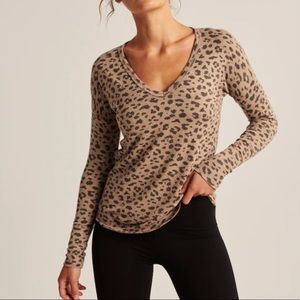 NWOT Abercrombie and Fitch cheetah print long sleeve
